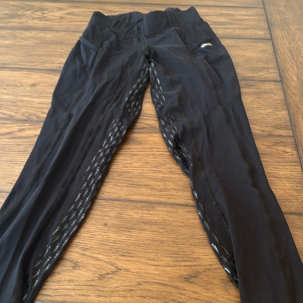 Kerrits black full seat tights in XS